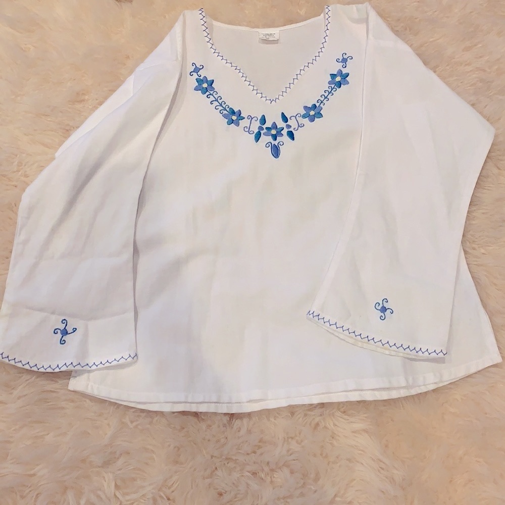 Hand Made Lady’s Top #240 - Picture 8 of 11